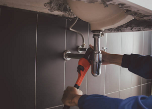 Derince Lavabo Tikali Boru Açma